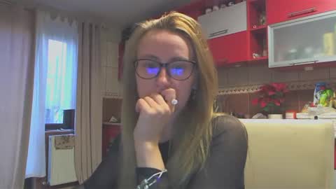 Snapshot of melly_rosey chatting on 01.14.25 Melly online show from 01.14.25