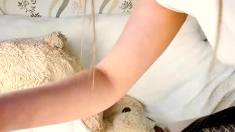 MelMooon online show from 05.01.26