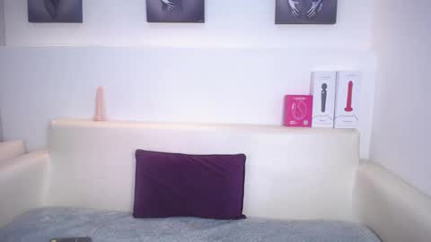 Melodi online show from 11.23.25