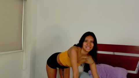 Snapshot of melody24_ chatting on 12.04.24 melody24_ online show from 12.04.24