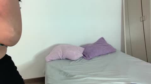 Snapshot of melody24_ chatting on 03.05.25 melody24_ online show from 03.05.25