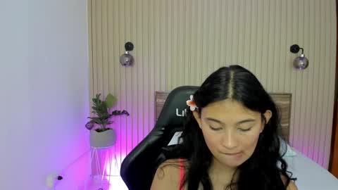 Snapshot of melody_flowers chatting on 01.29.25 Melody online show from 01.29.25