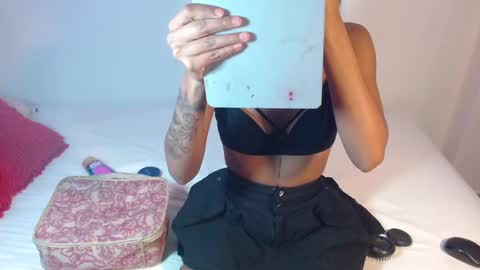 melody_mercy online show from 02.22.25