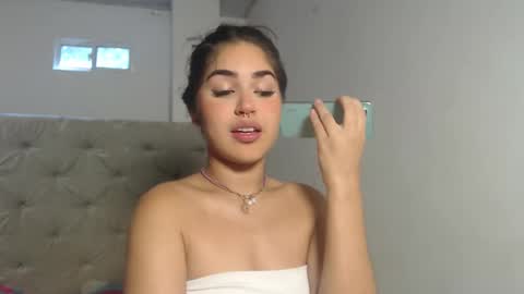 melody phillips online show from 10.24.25