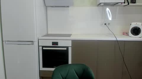 Masha online show from 10.19.25