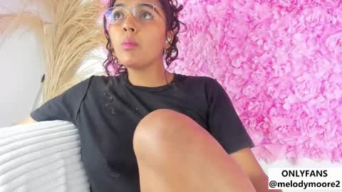 Snapshot of melodymoore_ chatting on 12.02.25 Melody online show from 12.02.25