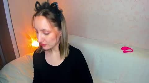 Snapshot of melodyoflovee chatting on 02.04.26 Kaylie online show from 02.04.26