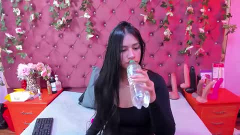 Melodysmithass online show from 11.26.25