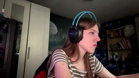 Snapshot of melonygriffen chatting on 09.26.25 Hi Im Aria 18 years old online show from 09.26.25