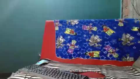 Snapshot of mely1002 chatting on 01.12.26 mely tomson online show from 01.12.26