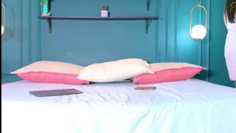Maelly online show from 06.14.26