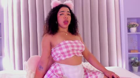 Snapshot of memphiswilliams chatting on 02.01.25 Memphis Williams online show from 02.01.25