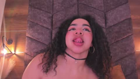 Snapshot of memphiswilliams chatting on 02.08.25 Memphis Williams online show from 02.08.25