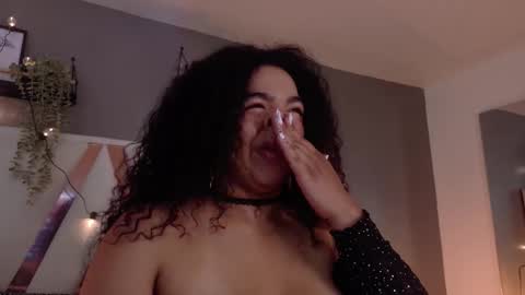 Snapshot of memphiswilliams chatting on 09.18.25 Memphis Williams online show from 09.18.25