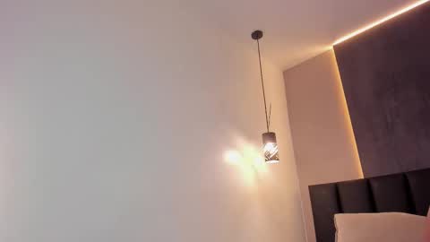 Snapshot of memphiswilliams chatting on 11.06.25 Memphis Williams online show from 11.06.25