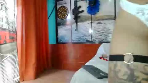 menesis888moon online show from 10.28.25