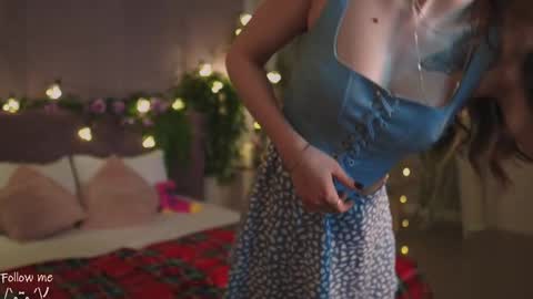 Heeyyooo Im Nans Subscribe to me I will be glad online show from 02.23.25