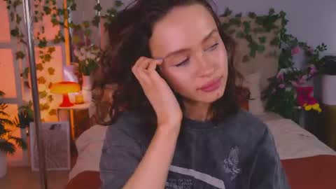 Heeyyooo Im Nans Subscribe to me I will be glad online show from 07.20.26