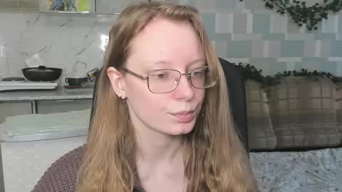 Snapshot of meowcr chatting on 11.09.25 meowcr online show from 11.09.25