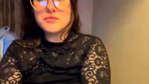MeowMeow online show from 09.12.25