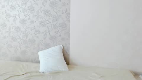 Snapshot of meowroslava chatting on 03.07.25 meowroslava online show from 03.07.25