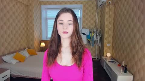 Julie online show from 10.10.25