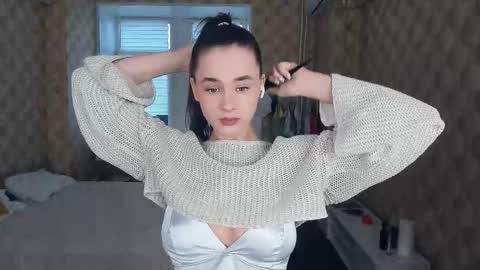 Julie online show from 10.19.25