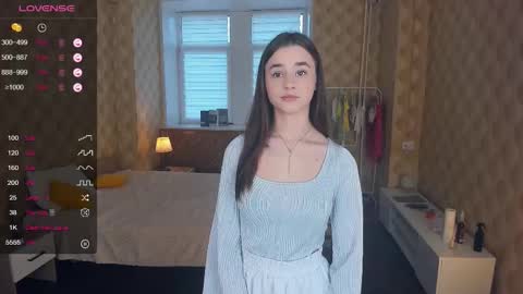 Julie online show from 11.10.25