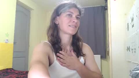 Miss Helena online show from 06.25.26