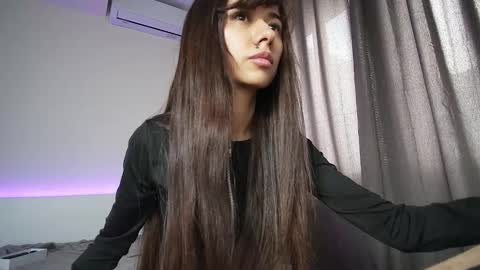 Snapshot of meriannabell chatting on 10.23.25 meriannabell online show from 10.23.25