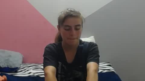 MERILY online show from 11.20.25