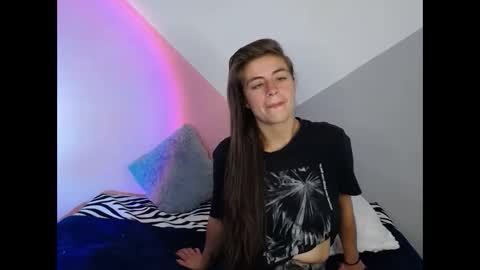 MERILY online show from 11.26.25