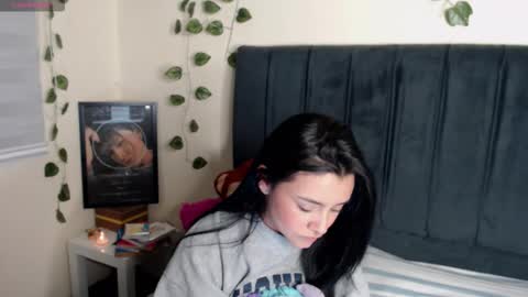 Merilyn  online show from 09.19.25