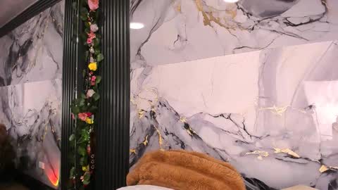 Snapshot of merlynn_ chatting on 01.10.26 Diane 3 online show from 01.10.26