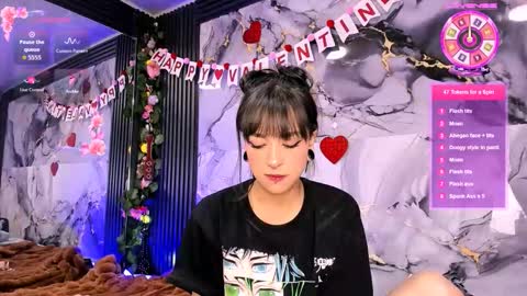 Snapshot of merlynn_ chatting on 02.11.26 Diane 3 online show from 02.11.26