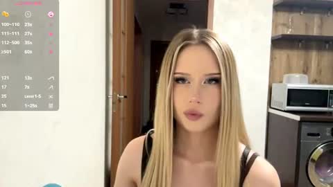 Snapshot of merrileesmoldt chatting on 07.19.26 Stefani online show from 07.19.26