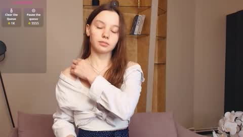 Snapshot of meryldell chatting on 11.27.25 Lollita online show from 11.27.25