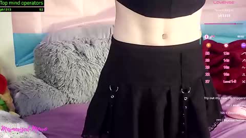 mesmerized_mowo online show from 09.12.25