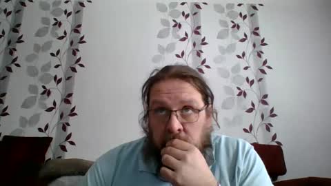Snapshot of metallbuddy chatting on 01.05.25 ask me online show from 01.05.25