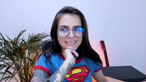 Snapshot of meurief chatting on 02.02.25 Meurif online show from 02.02.25