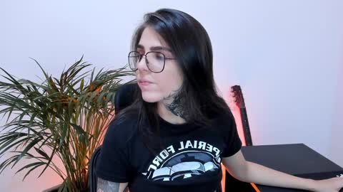 Snapshot of meurief chatting on 02.03.25 Meurif online show from 02.03.25