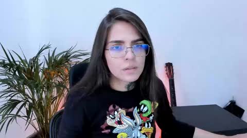 Snapshot of meurief chatting on 02.15.25 Meurif online show from 02.15.25