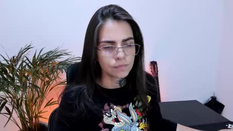 Snapshot of meurief chatting on 02.16.25 Meurif online show from 02.16.25