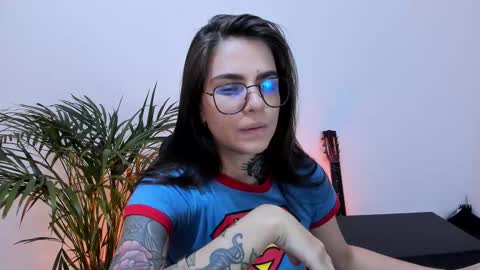 Snapshot of meurief chatting on 03.02.25 Meurif online show from 03.02.25