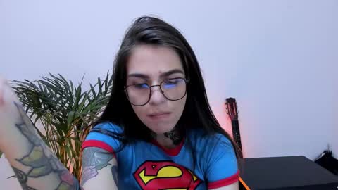 Snapshot of meurief chatting on 03.02.25 Meurif online show from 03.02.25