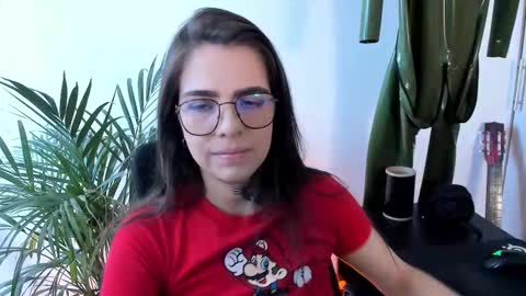 Snapshot of meurief chatting on 09.27.25 Meurif online show from 09.27.25