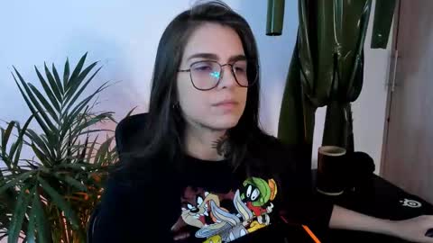 Snapshot of meurief chatting on 10.12.25 Meurif online show from 10.12.25