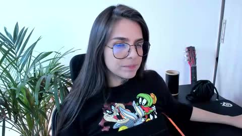 Snapshot of meurief chatting on 10.14.25 Meurif online show from 10.14.25