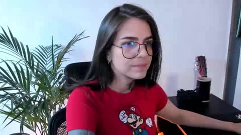 Snapshot of meurief chatting on 11.09.25 Meurif online show from 11.09.25