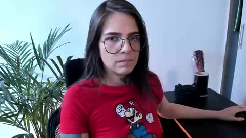 Snapshot of meurief chatting on 11.10.25 Meurif online show from 11.10.25